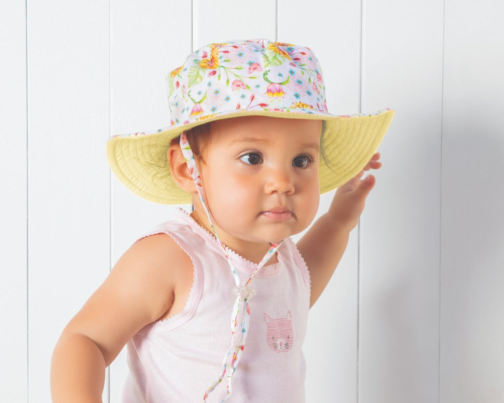 Ladybug Wide Brim Hat 0 – 3 years