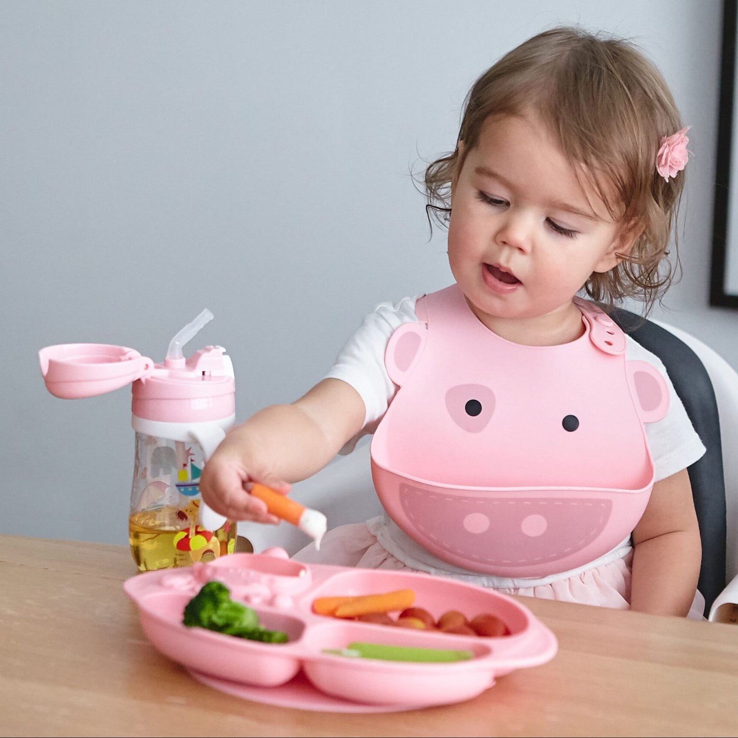 Marcus & Marcus Yummy Dips Suction Divided Plate