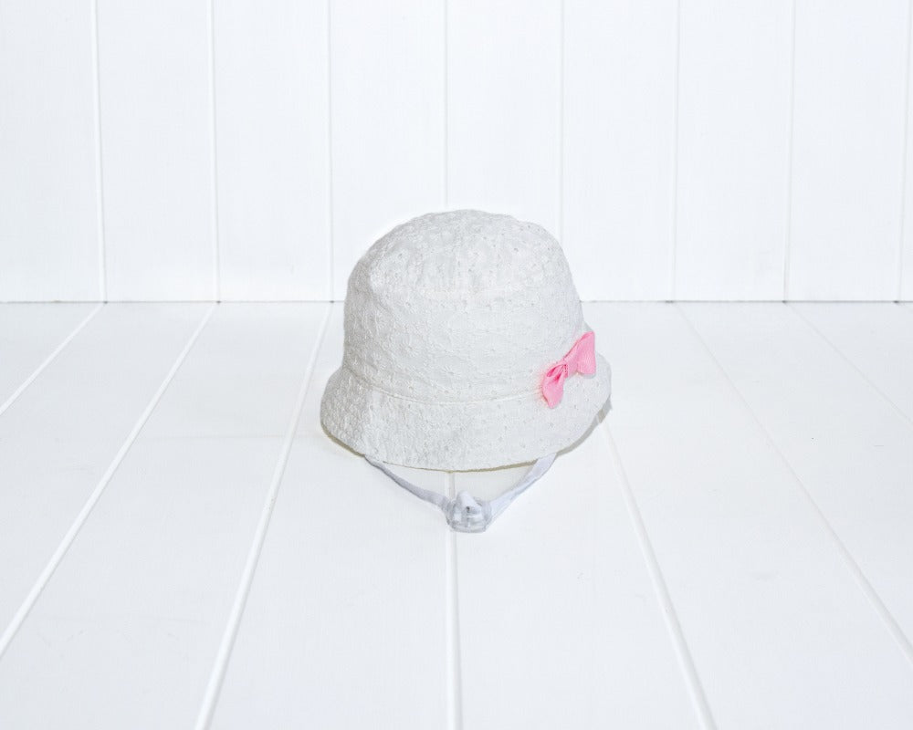 White Bucket Hat 0-3 years